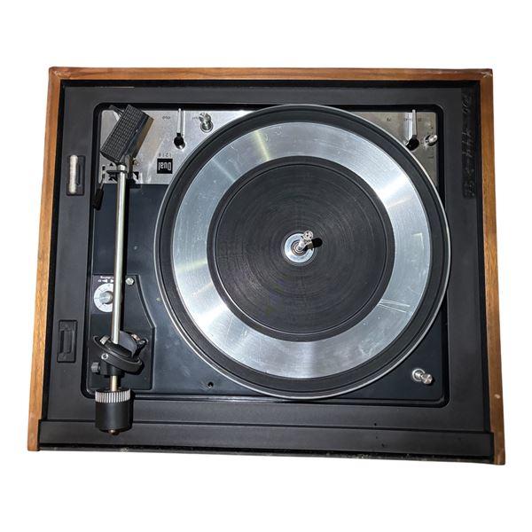 Dual Fully Automatic Idler-Drive Turntable