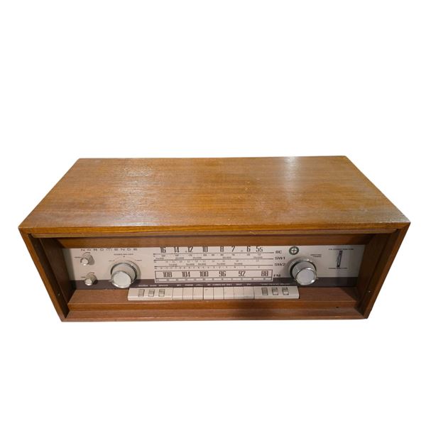 Mid-60s Nordmende Model 3004C Vacuum-tube Stereo Receiver - Estimation $500+