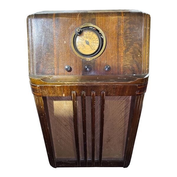 Antique Philco Wooden Tombstone / Cathedral Tube Radio