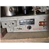 Image 5 : Antique Philco Wooden Tombstone / Cathedral Tube Radio