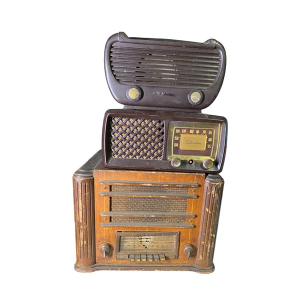 Group of 3 Vintage Radios: RCA Victor anfd Silvertone