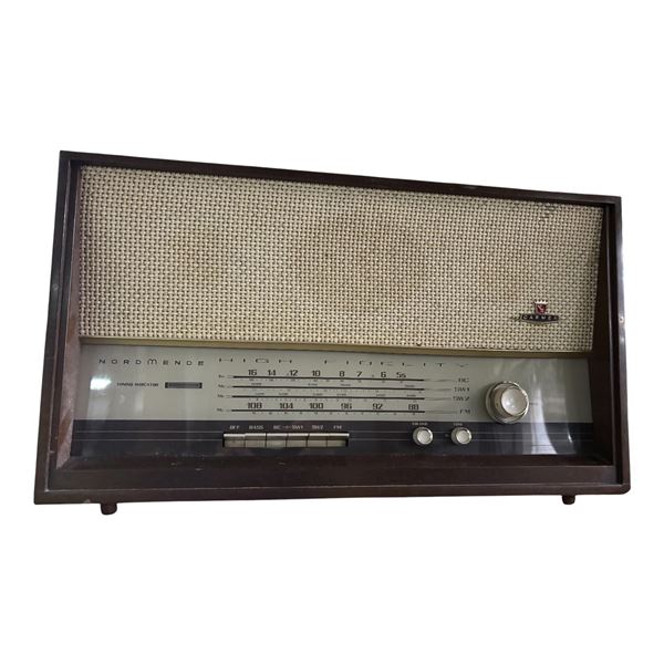Vintage Nordmende Carmen C Hi-Fi Radio
