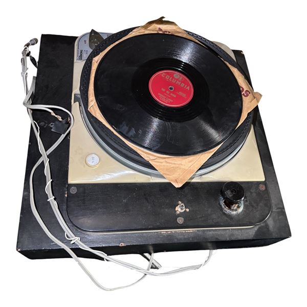 Thorens TD 121 Turntable