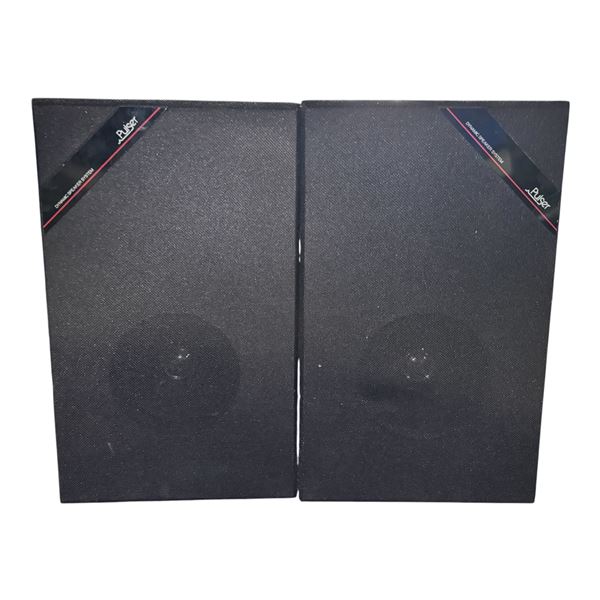 Pair of Pulsar 99-6806-4 Full Range Speaker Systems