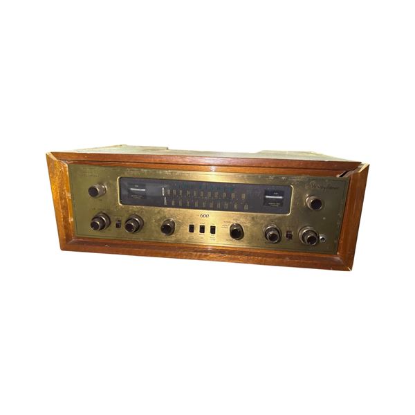 The Fisher Stereophonic 600