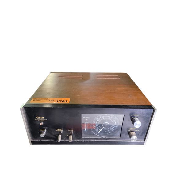 Sansui TU-666 Solid State AM/FM Stereo Tuner