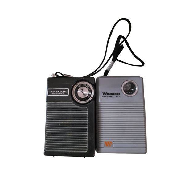 Realistic Solid State AM Radio & Wonder Model 823 Pocket Transistor Radio Lot & Strauss AC-DC Solid 