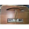 Image 3 : Detrola Model 148 Multi-Band Wood Table Tube Radio