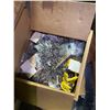Image 4 : Group Lot: Vintage Electronic Parts, Resistors, Chassis, and Accessories