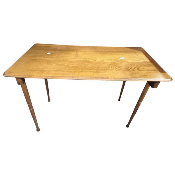 Wood Table (36x18x25.5)