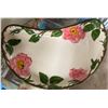 Image 5 : Franciscan Desert Rose 7-Pc Servingware Lot: Relish Dish, Coupe Bowls (4), Oval Bowls (2)