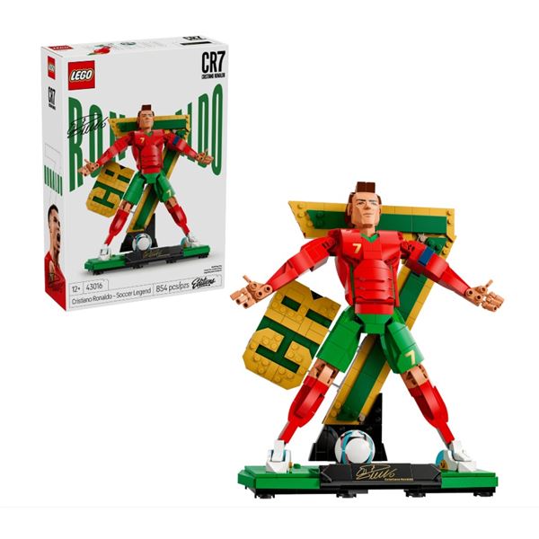 BNIB LEGO Editions Cristiano Ronaldo - Soccer Legend - RV: $ 99.99 (#43016)