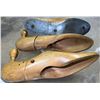Image 2 : 3-Pcs Vintage Shoe Trees