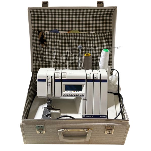 Husqvarna Viking Huskylock 936 Sewing Machine
