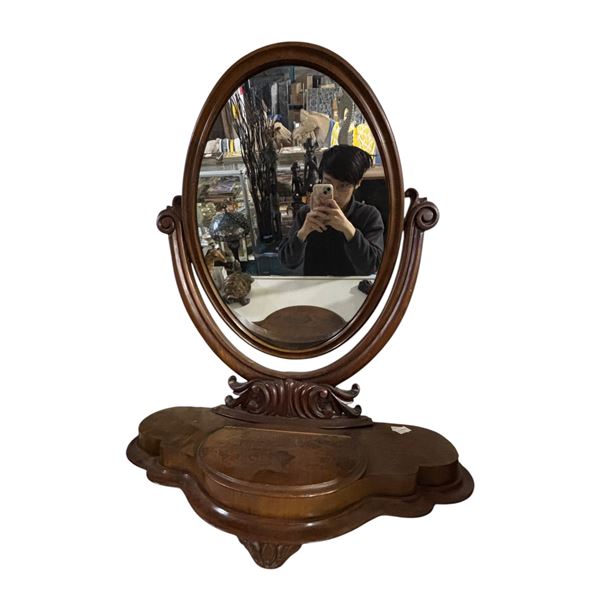 Round Mirror