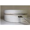 Image 3 : White Vinyl Round Vanity/Travel Case