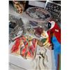 Image 2 : Mosaic Bath Set, Framed Art & Assorted Home Décor