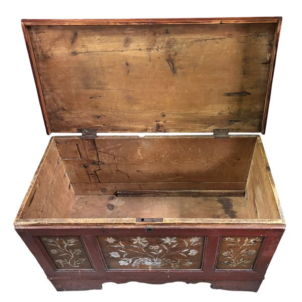 Antique Floral Wood Chest (43x21x26)