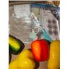Image 2 : 8-Pcs Artificial Fruits And Vegetables Decor