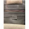 Image 5 : CELINE Green Beige Lambskin Vertical Cabas Tote Bag - Pre-Owned