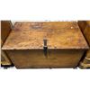 Image 3 : Rustic Wooden Storage Trunk, H16.5" x W31" x 18.5"