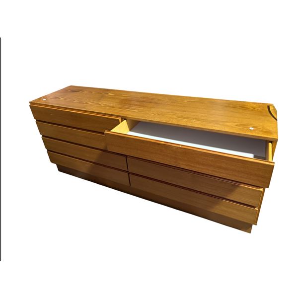 Wooden 8-Drawers Dresser, H29" x W70" x D19"