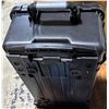 Image 3 : 22" Hard Shell Impact Resistant Storage Case w/ Wheels