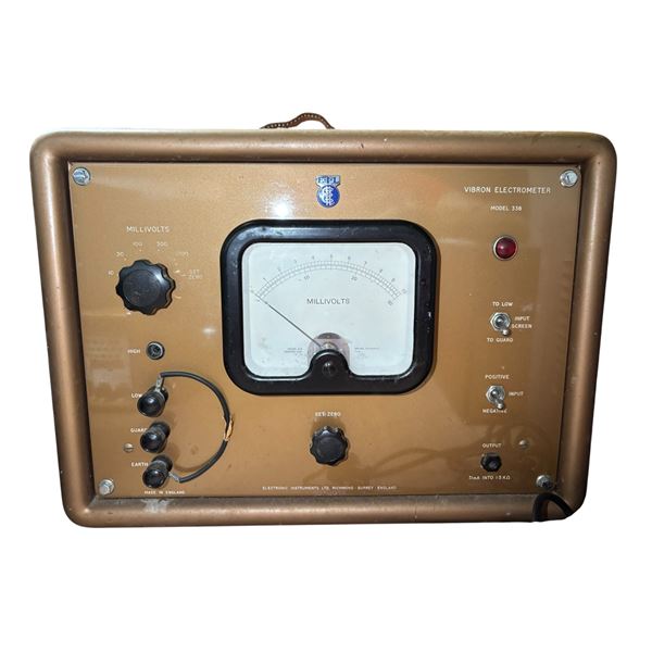 Vibron Electrometer Model 33B