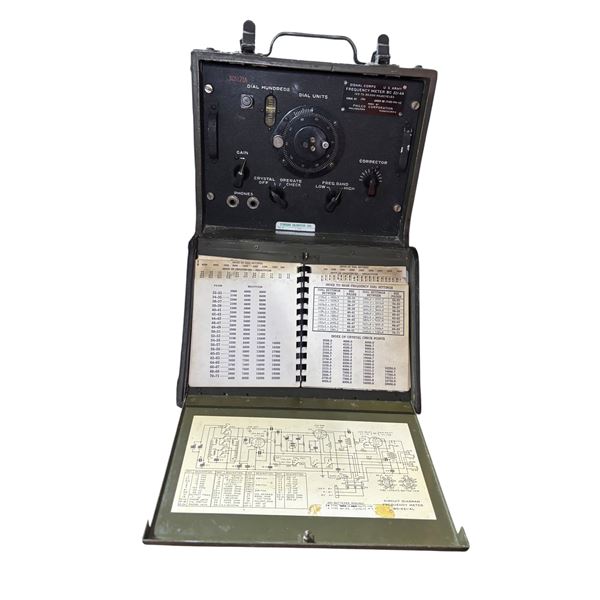 Signal Corps U.S. Army Frequency Meter BC-221-AA (Philco)