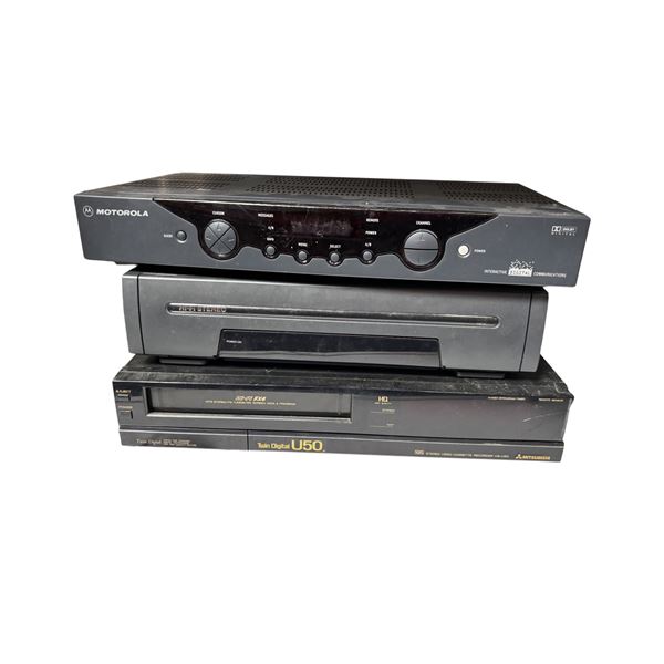 Motorola Interactive Digital Cable Box, Unbranded Hi-Fi Stereo VCR & Mitsubishi HS-U50 Twin Digital 