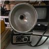 Image 4 : Kodak Duaflex II Camera with Flash Attachment & Autographic Camera (No. A-116)