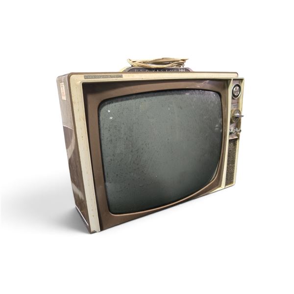 RCA Victor New Vista Instant-Pic Vintage Television