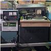 Image 3 : Table Top Heathkit Single Bander SSB Transceiver, Hallicrafters S-40A Receiver, Schauer Auto-Start B
