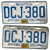Image 3 : 2 Matching Pairs Vintage British Columbia License Plates HDT 405 & DCJ 380