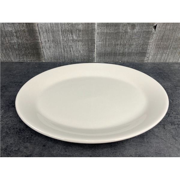 10.5" Plain White Avalon Oval Platters, Dudson 3PLW420A - Lot of 24