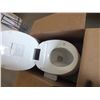 Image 4 : WLJ Bidet w/ Remote