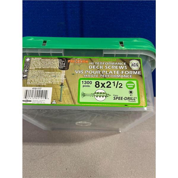 1 Tub Of 8x2 1/2" Deck Screws