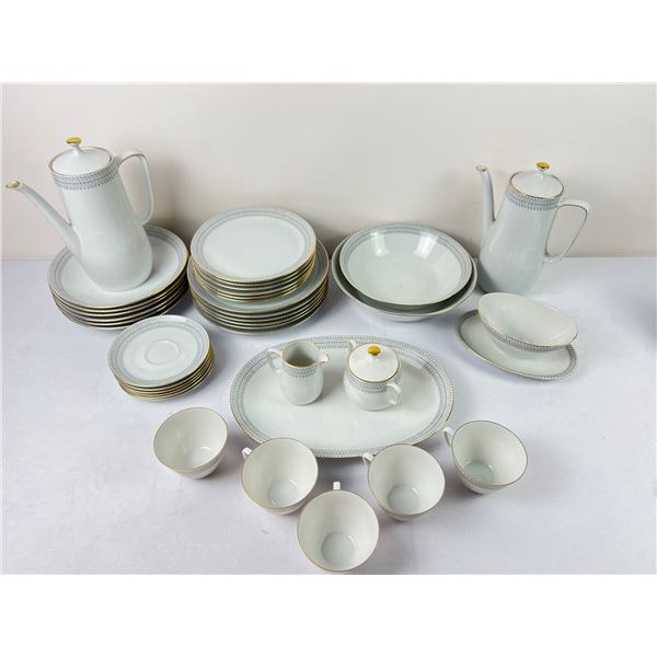 Bareuther Waldsassen Bavaria China Set