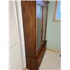 Image 7 : Wooden Firearm Display Cabinet