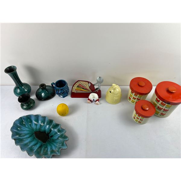 Vintage Kitchenware & Decor