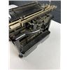 Image 4 : Vintage Typewriter