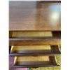 Image 4 : Vintage Dresser & Mirror