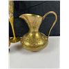 Image 2 : Metallic Decor