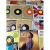 Image 3 : Record Lot Featuring Elvis Presley