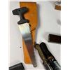 Image 7 : Kives and Utility Tools
