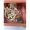 Image 3 : Jewlery Box with Content
