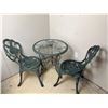 Image 1 : Cast Iron Bistro Table & Chairs