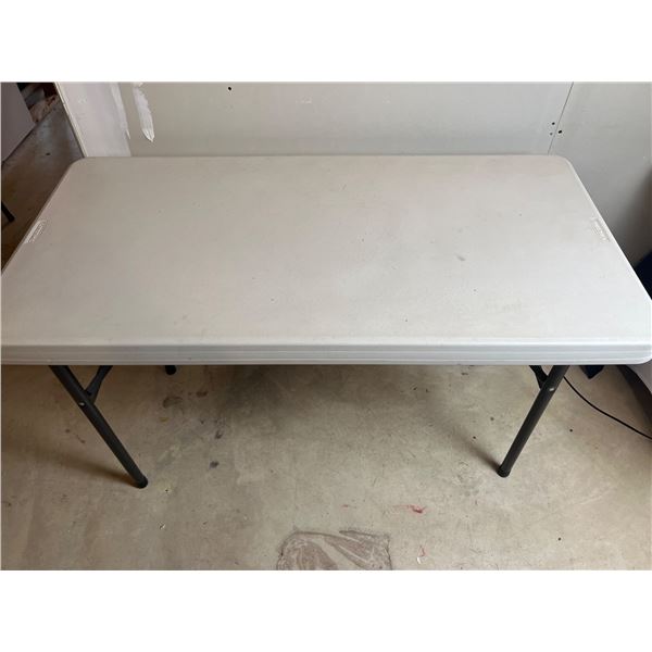 Lifetime 4' Folding Table