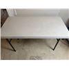 Image 1 : Lifetime 4' Folding Table