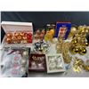 Image 1 : Christmas Ornaments & Decor